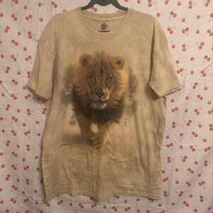 Lion Graphic T-Shirt